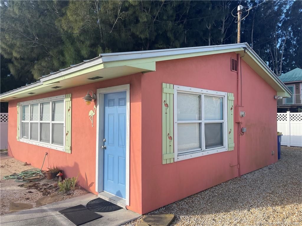 4280 NE Indian River Drive, Jensen Beach, FL 34957 Photo