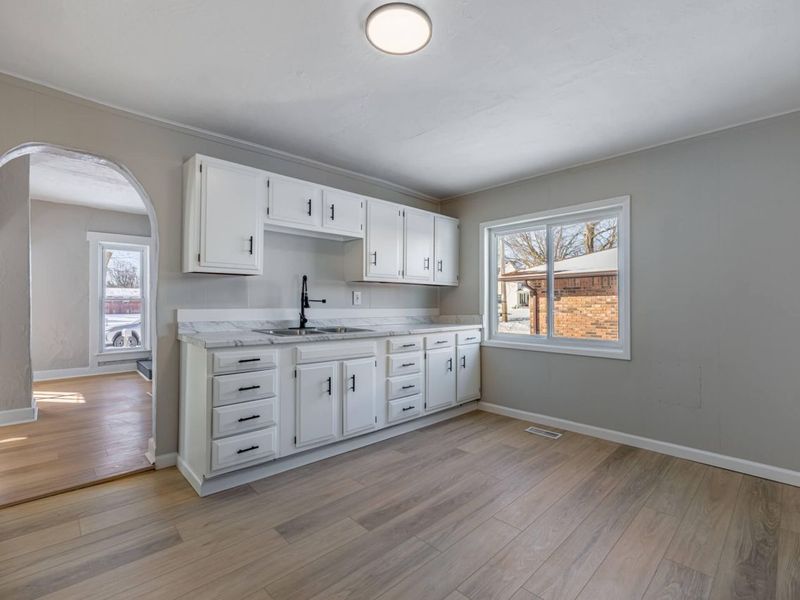 218 W Troy Street, Saint Paris, OH 43072 Photo 12