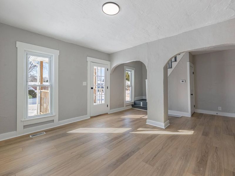 218 W Troy Street, Saint Paris, OH 43072 Photo 4