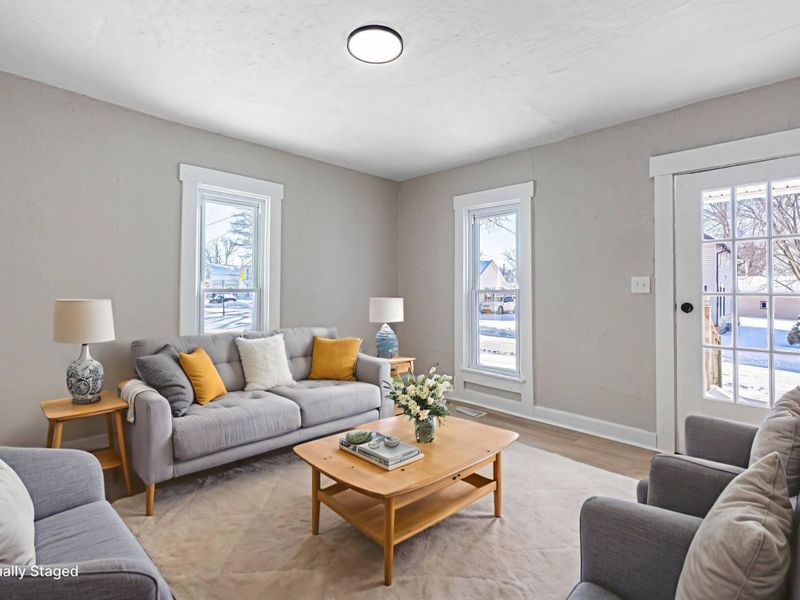 218 W Troy Street, Saint Paris, OH 43072 Photo 7