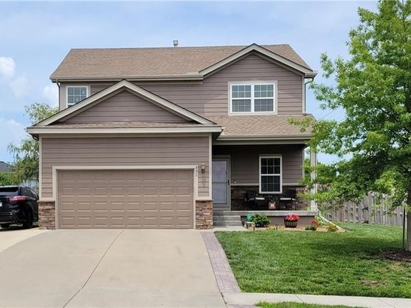 496 E Willow Street, Gardner, KS 66030