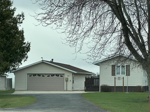 12302 State Highway 147 HIGHWAY, Mishicot, WI 54228