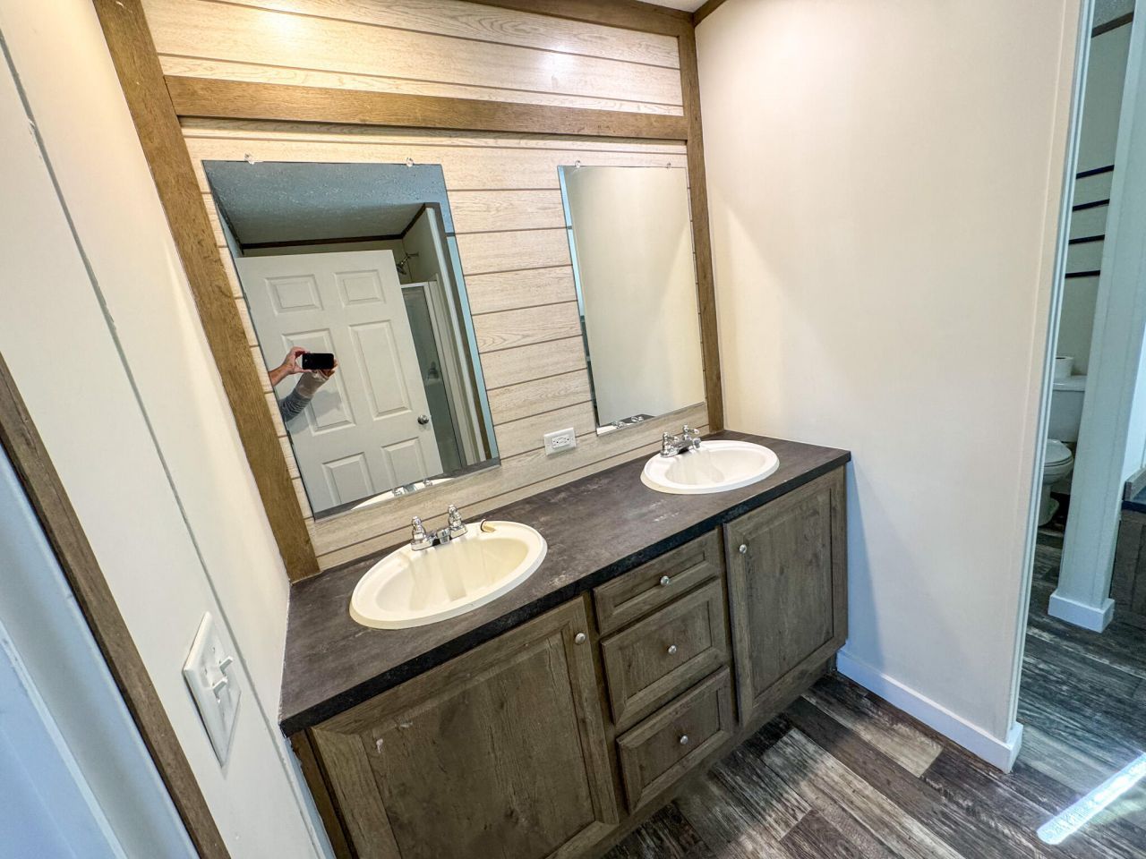 719 Ulmer Lake Drive Photo 13