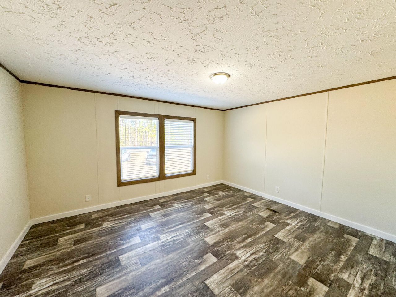 719 Ulmer Lake Drive Photo 16