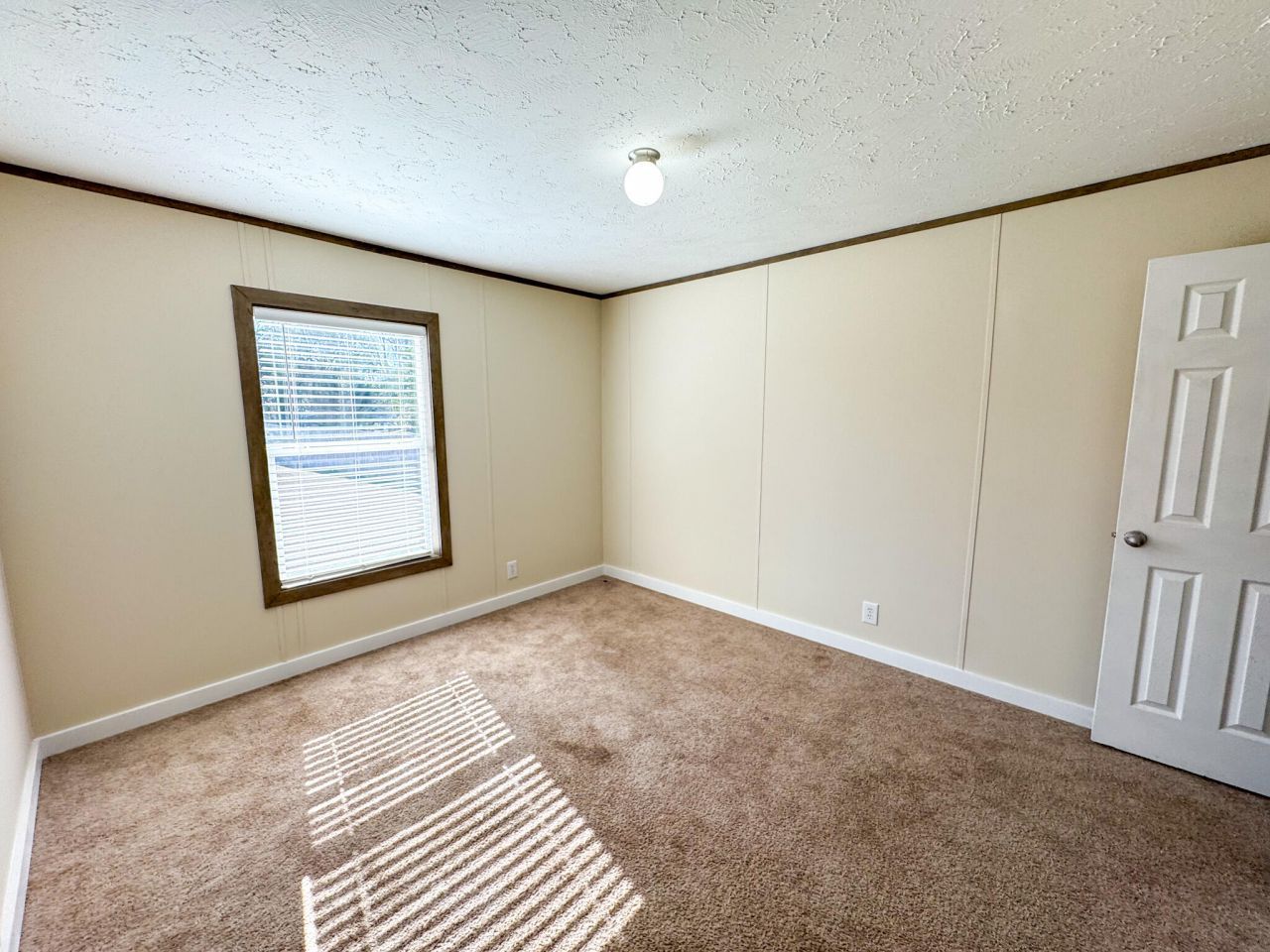 719 Ulmer Lake Drive Photo 22