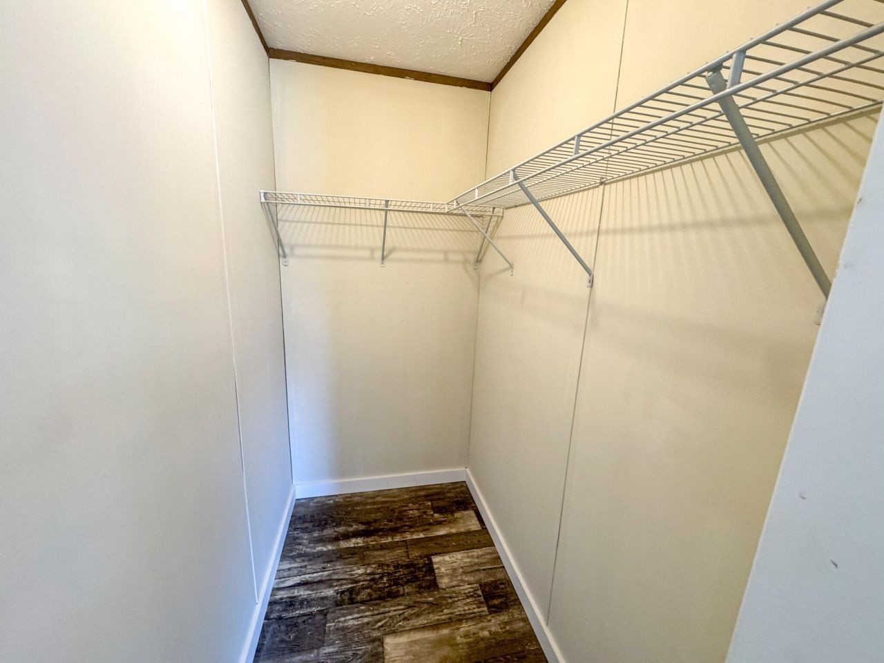 719 Ulmer Lake Drive Photo 23