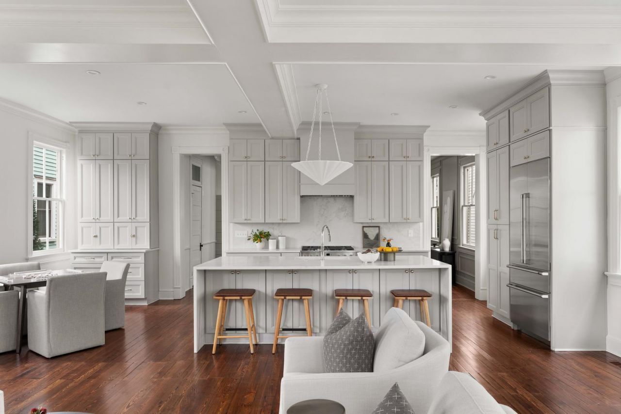 318 Sumter Street Photo 10