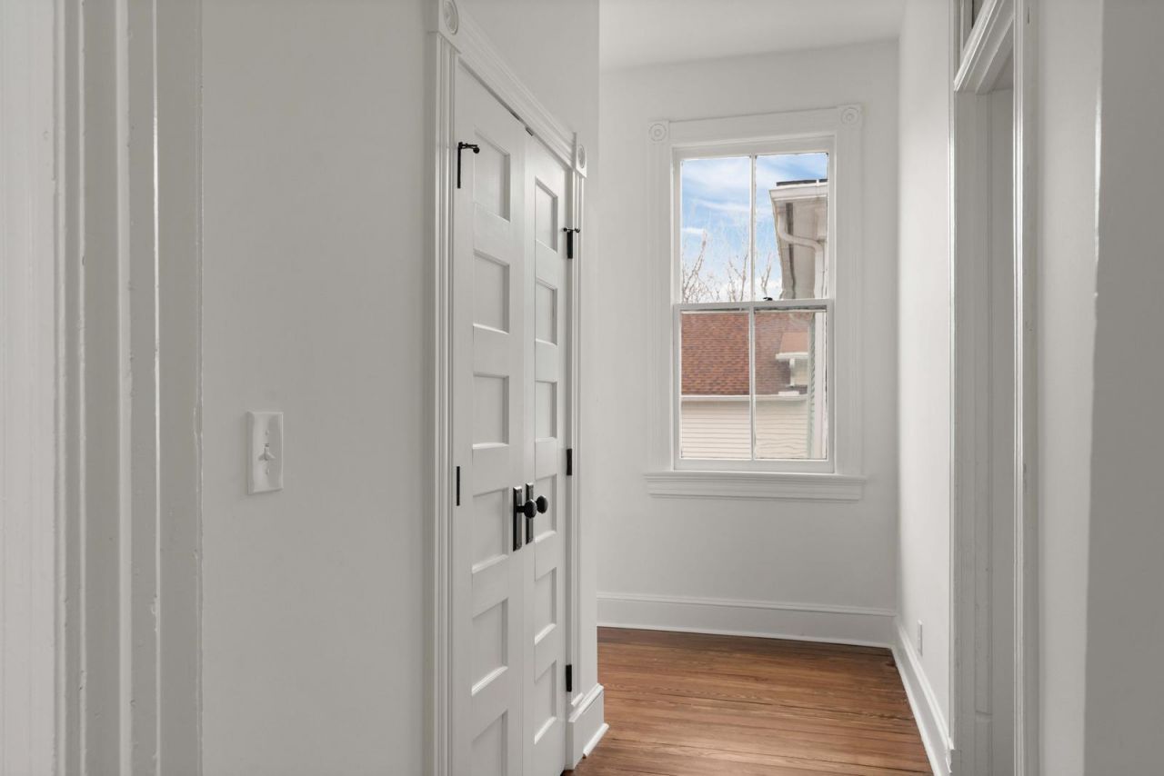 318 Sumter Street Photo 43