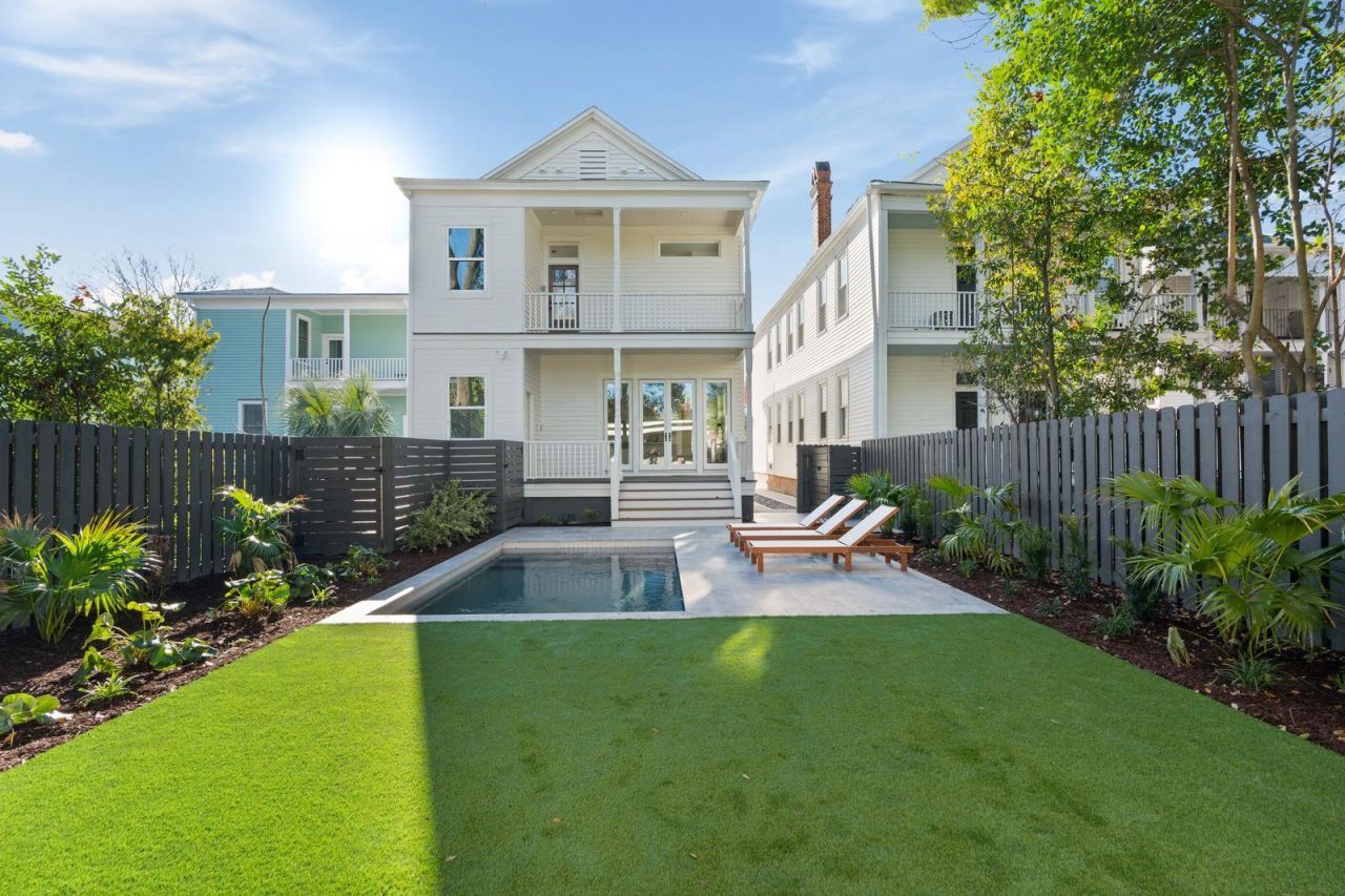 318 Sumter Street Photo 56