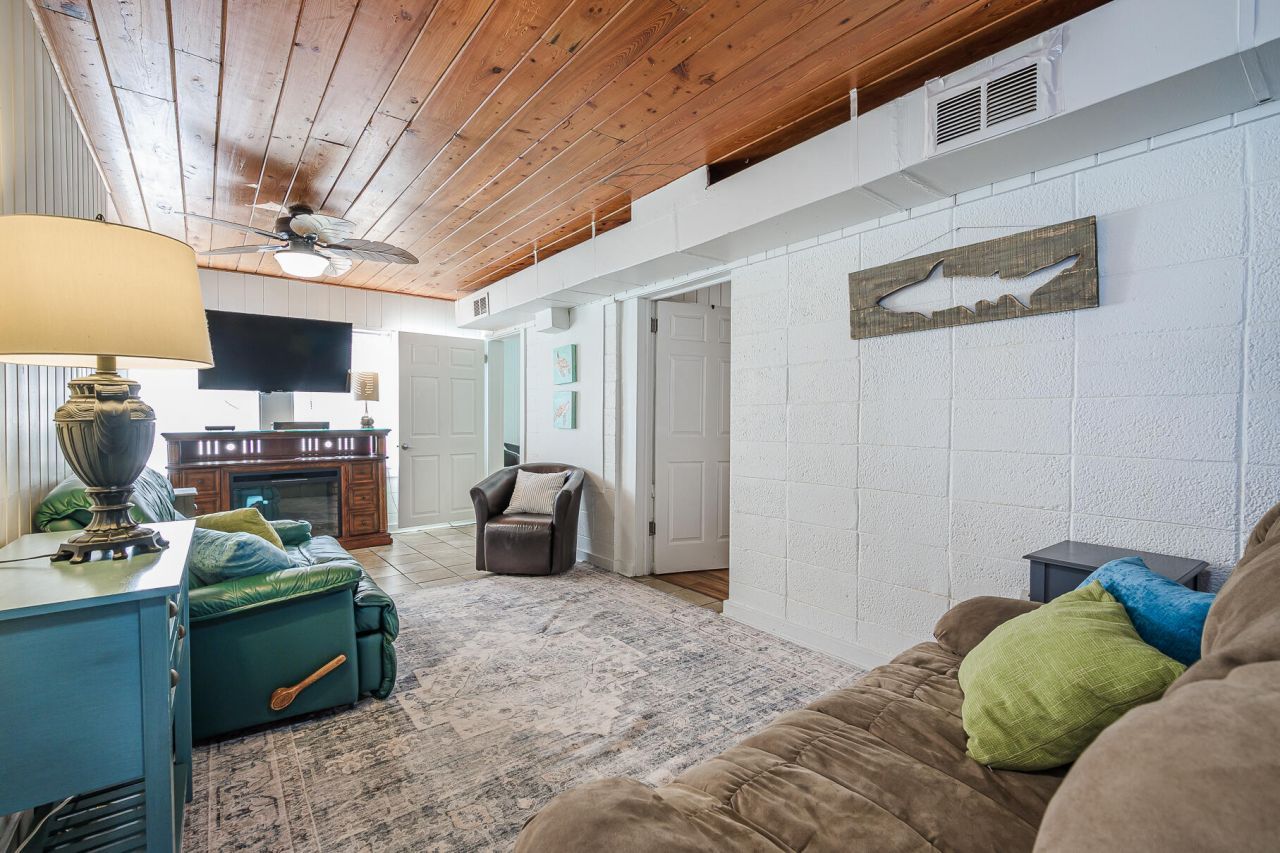 405 Palmetto Boulevard Photo 29