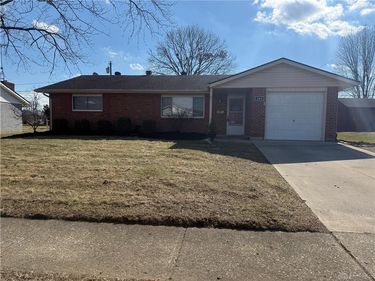 143 Antwerp Avenue, Brookville, OH 45309