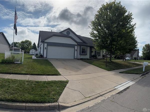 2030 Northcreek Drive, Englewood, OH 45322