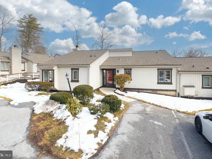 282 Devon Way, Unit 282, West Chester, PA 19380 Main Photo