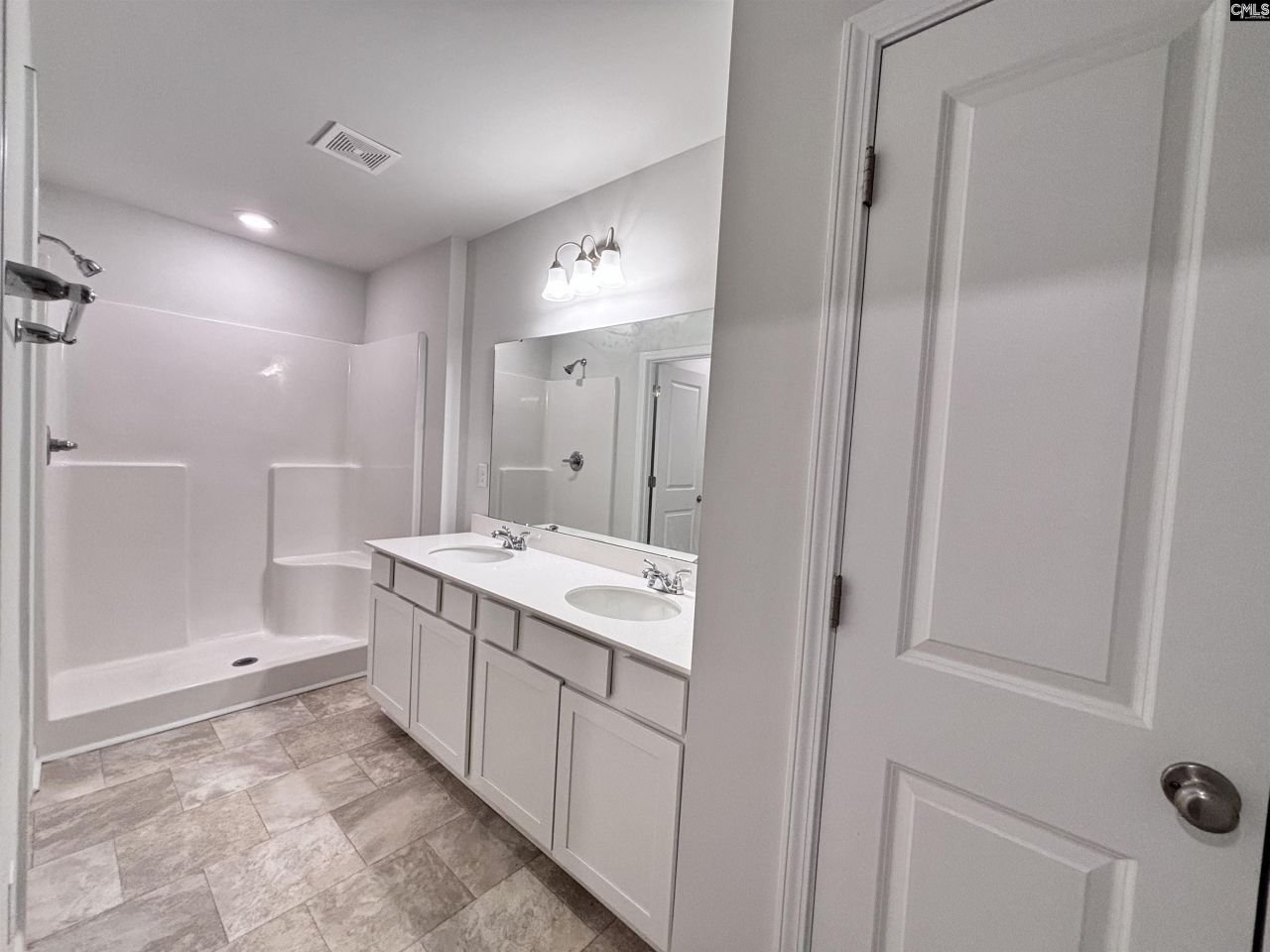 505 Kingfisher Court  Photo 32