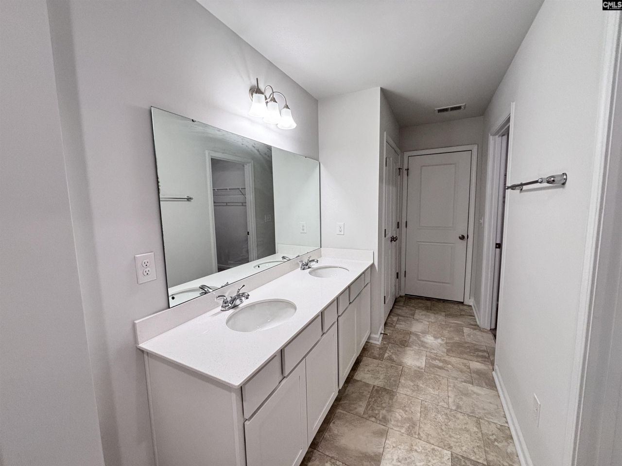 505 Kingfisher Court  Photo 35