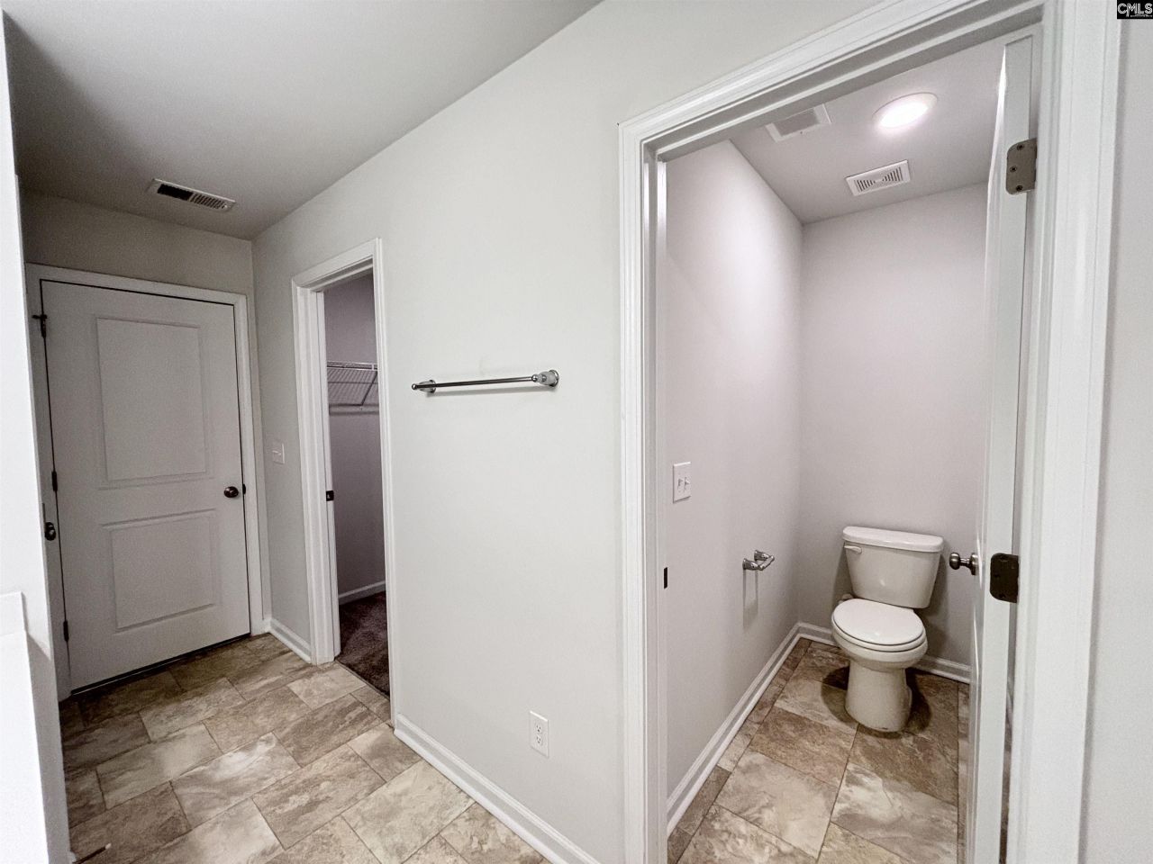 505 Kingfisher Court  Photo 36