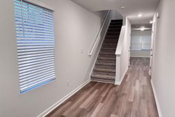 505 Kingfisher Court  photo 4