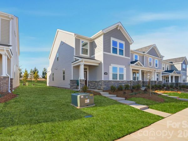 3818 Cheyney Park Drive, Charlotte, NC 28269