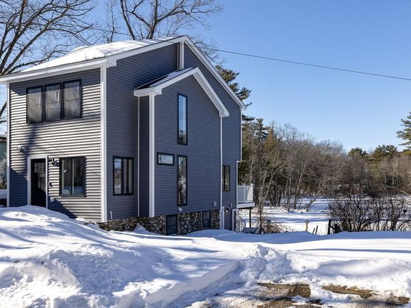 6 Hillside Rd, Northborough, MA 01532