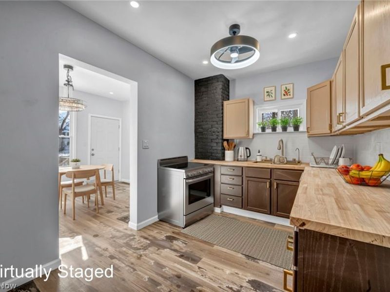 3064 W 16th Street, Cleveland, OH 44113 Photo 18