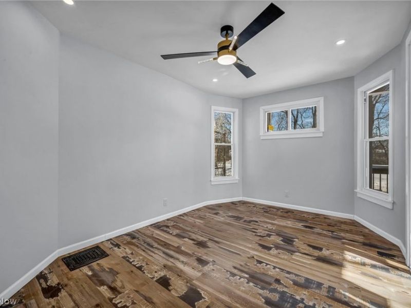 3064 W 16th Street, Cleveland, OH 44113 Photo 29