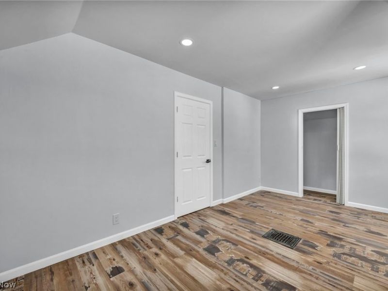 3064 W 16th Street, Cleveland, OH 44113 Photo 33