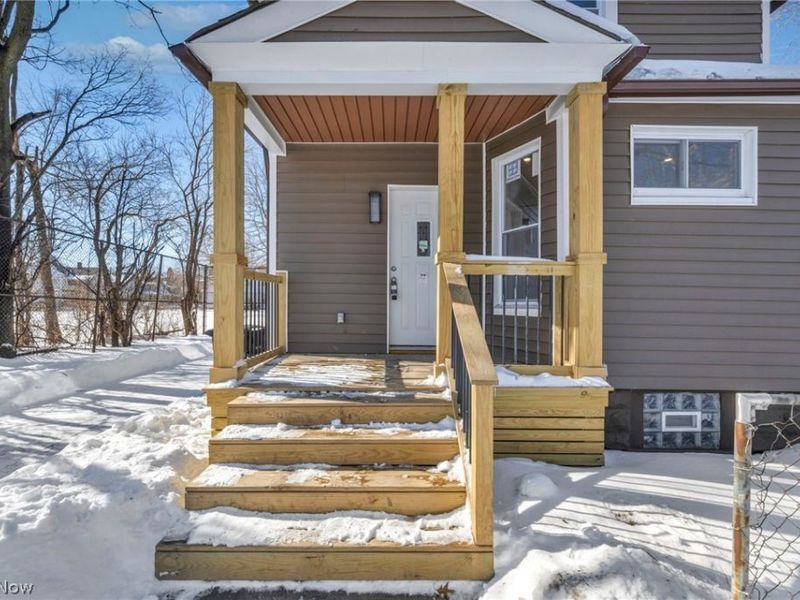 3064 W 16th Street, Cleveland, OH 44113 Photo 4