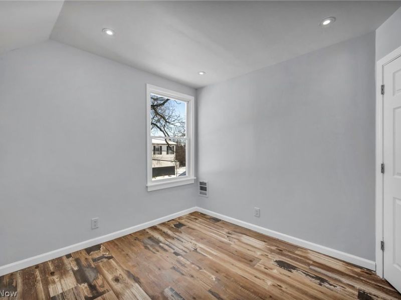 3064 W 16th Street, Cleveland, OH 44113 Photo 43