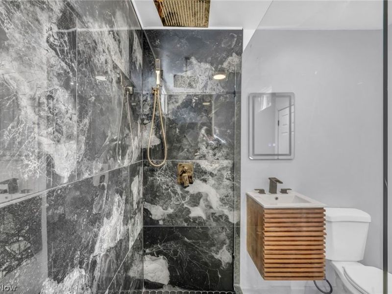 3064 W 16th Street, Cleveland, OH 44113 Photo 45