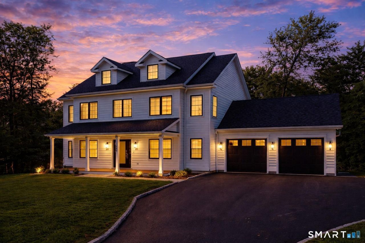 511 Den, Stamford, CT 06903 Main Photo