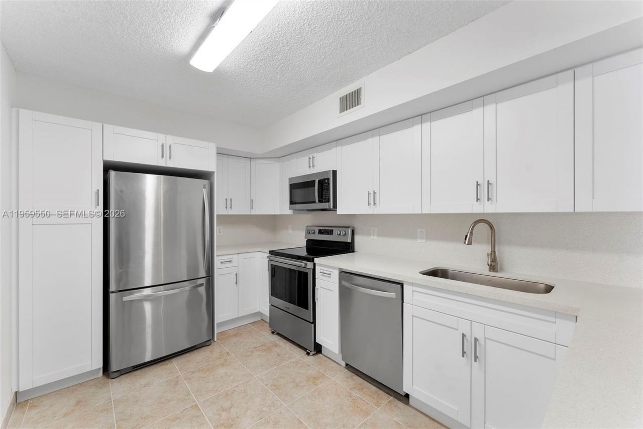 3150 Leewood Ter , Unit L124, Boca Raton, FL 33431 Photo