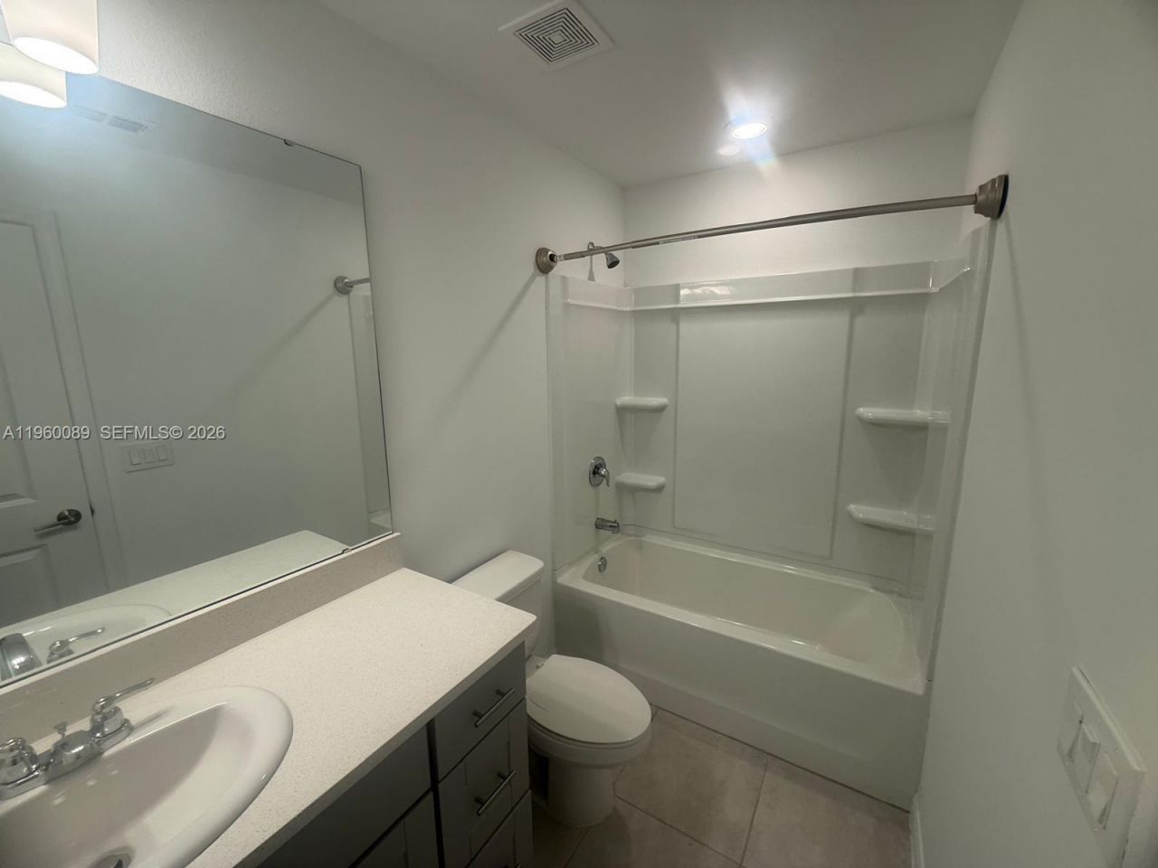 2025 Viewfinder , Unit 2025, Kissimmee, FL 34758 Photo