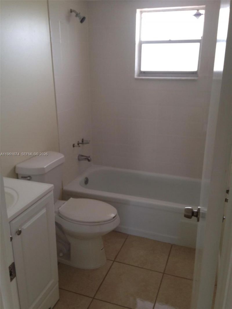 7561 NW 16th St, Unit 2310, Plantation, FL 33313 Photo