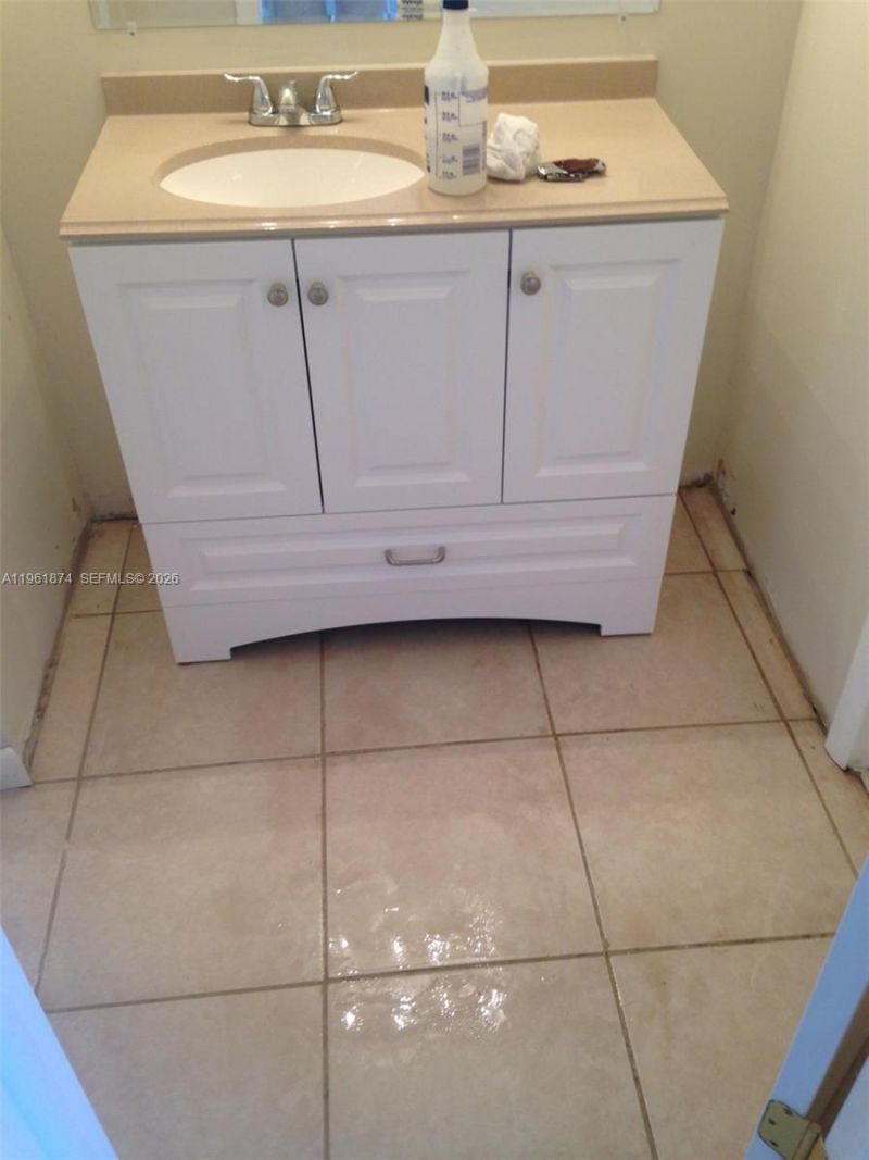 7561 NW 16th St, Unit 2310, Plantation, FL 33313 Photo