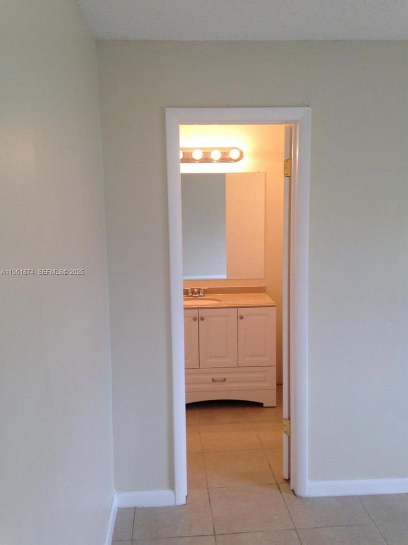 7561 NW 16th St, Unit 2310, Plantation, FL 33313 Photo