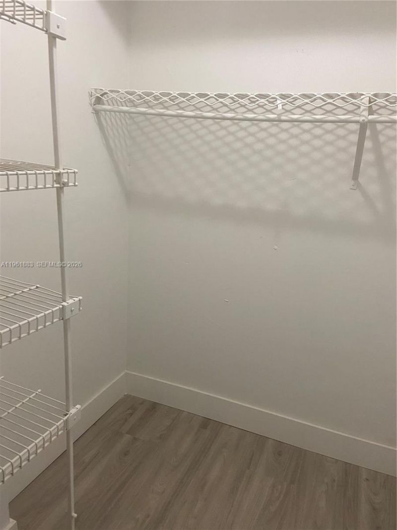 665 NE 195th St, Unit 119, Miami, FL 33179 Photo