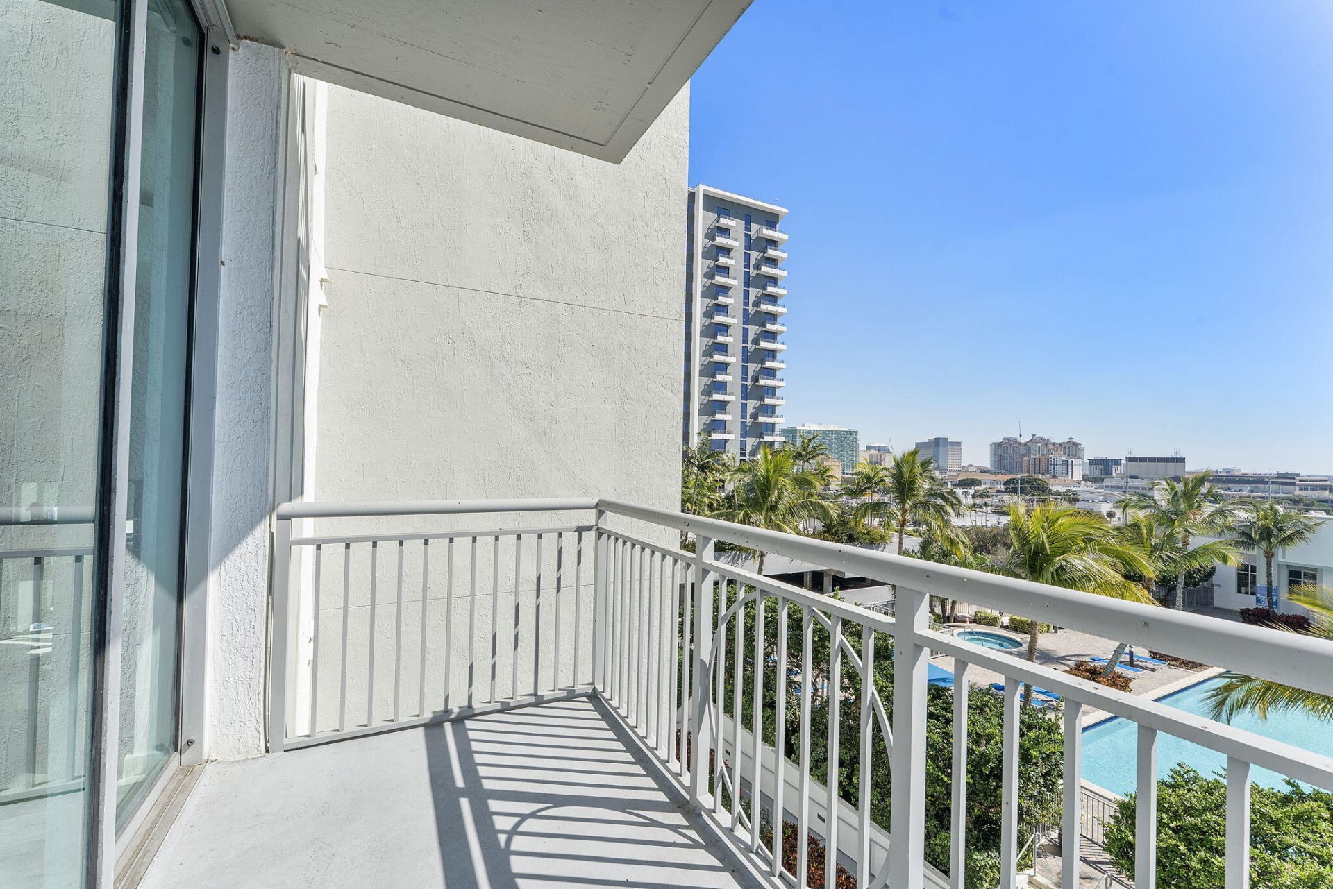 300 S Australian Avenue, Unit 916, West Palm Beach, FL 33401 Photo