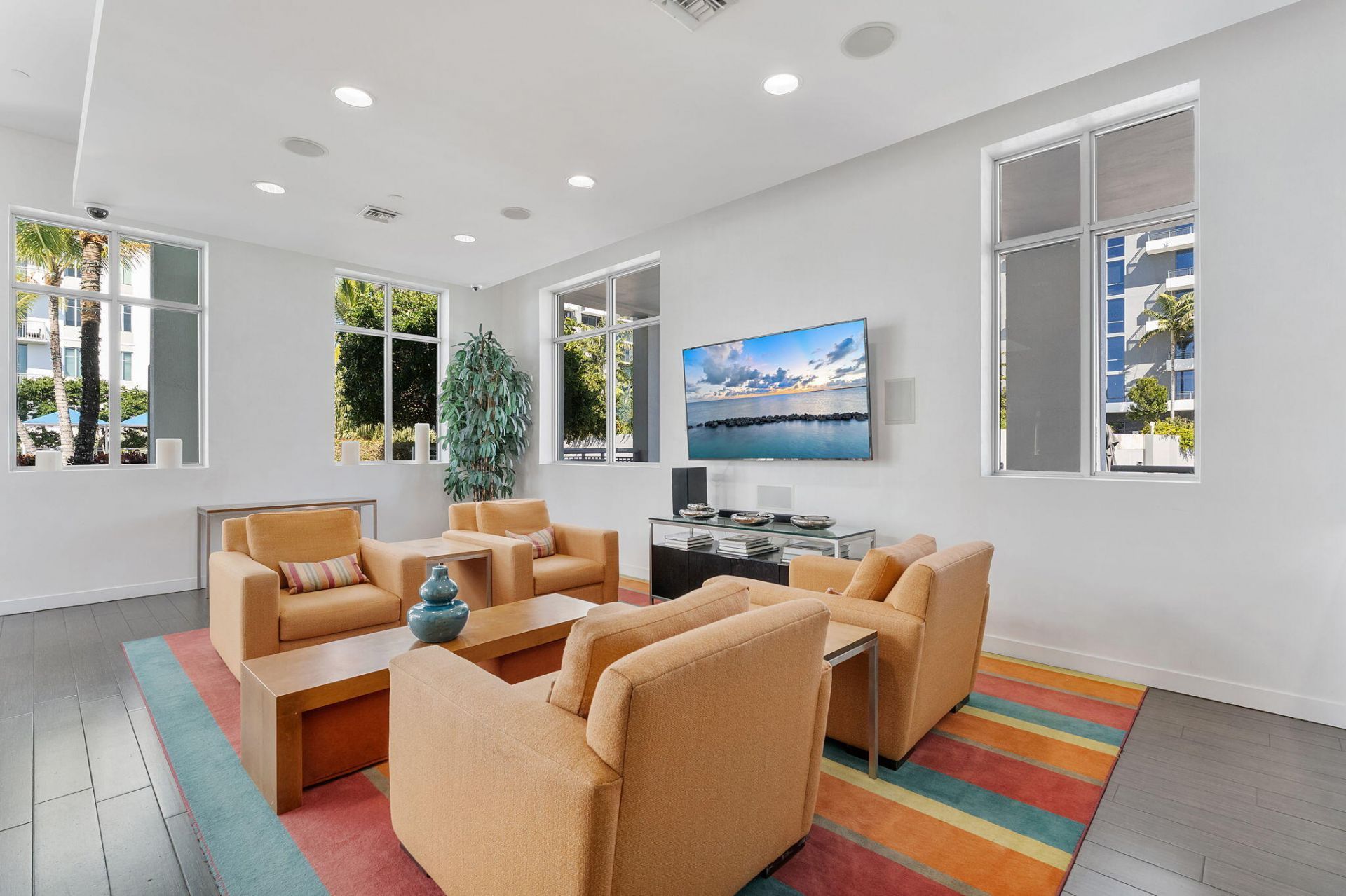 300 S Australian Avenue, Unit 916, West Palm Beach, FL 33401 Photo