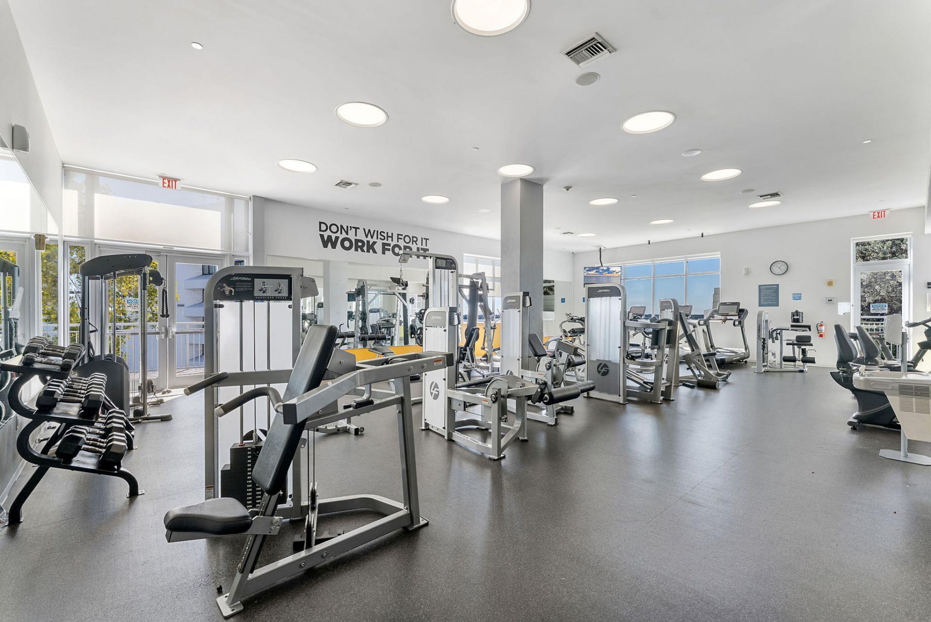 300 S Australian Avenue, Unit 916, West Palm Beach, FL 33401 Photo