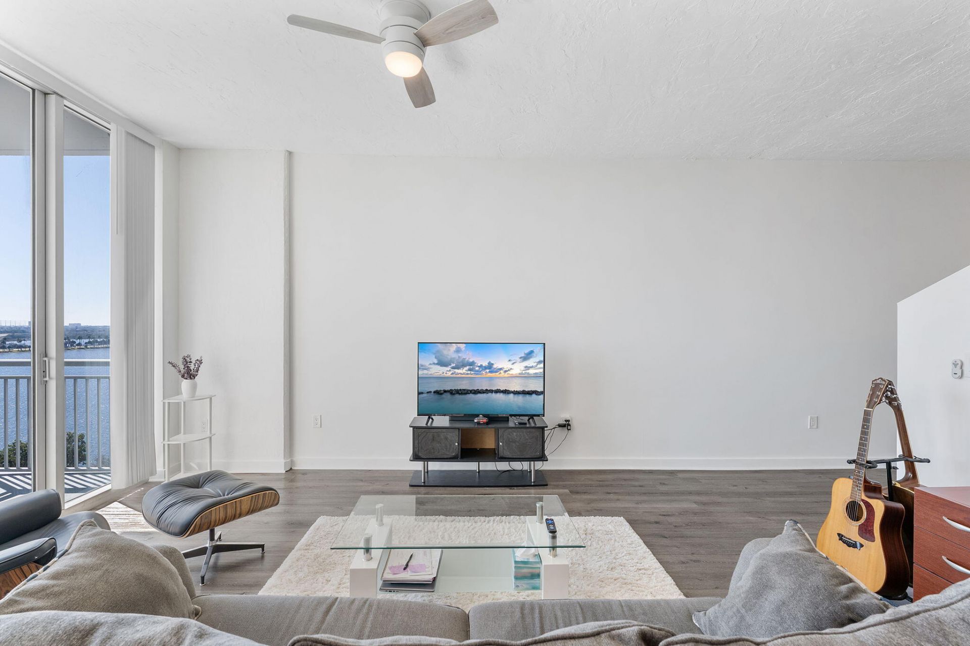 300 S Australian Avenue, Unit 916, West Palm Beach, FL 33401 Photo