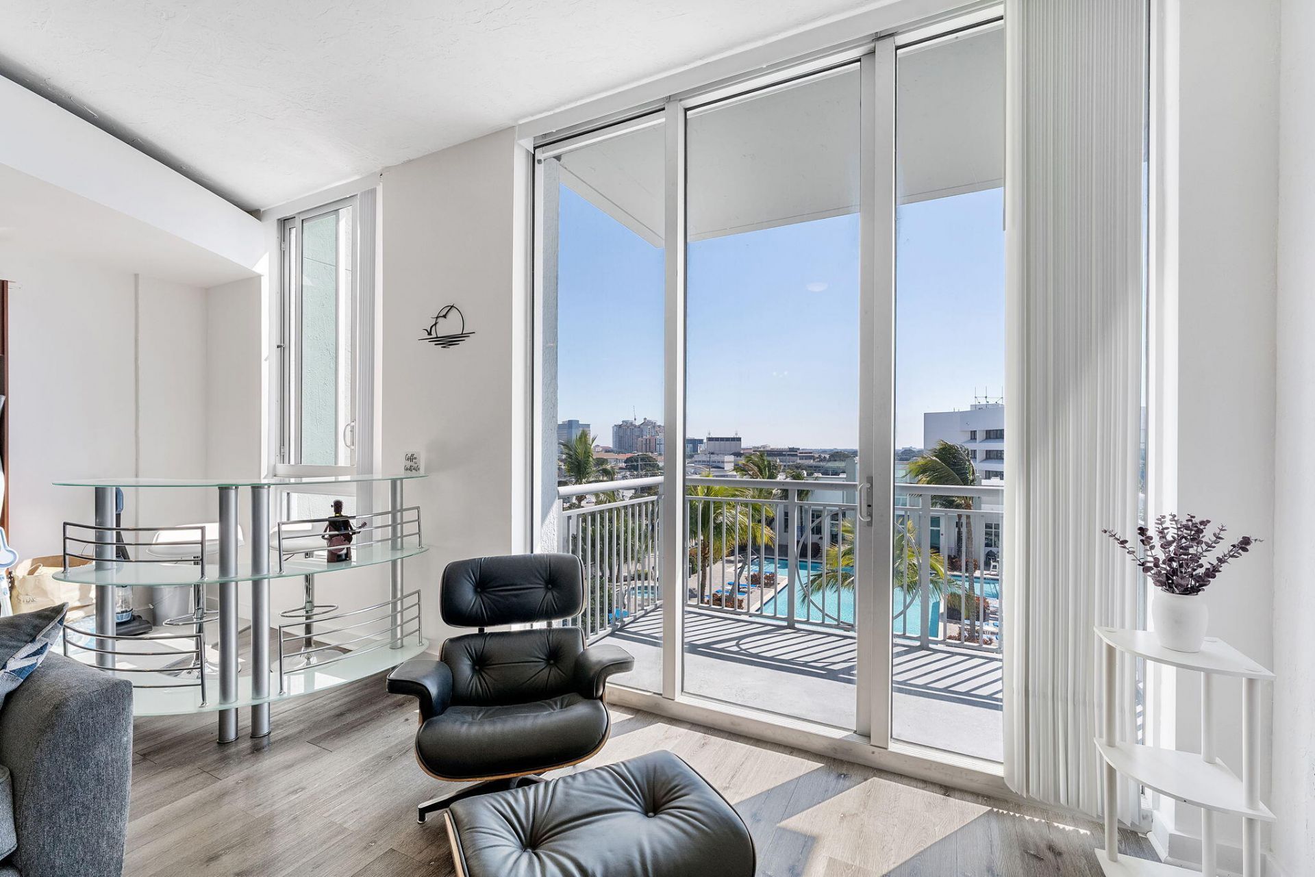 300 S Australian Avenue, Unit 916, West Palm Beach, FL 33401 Photo