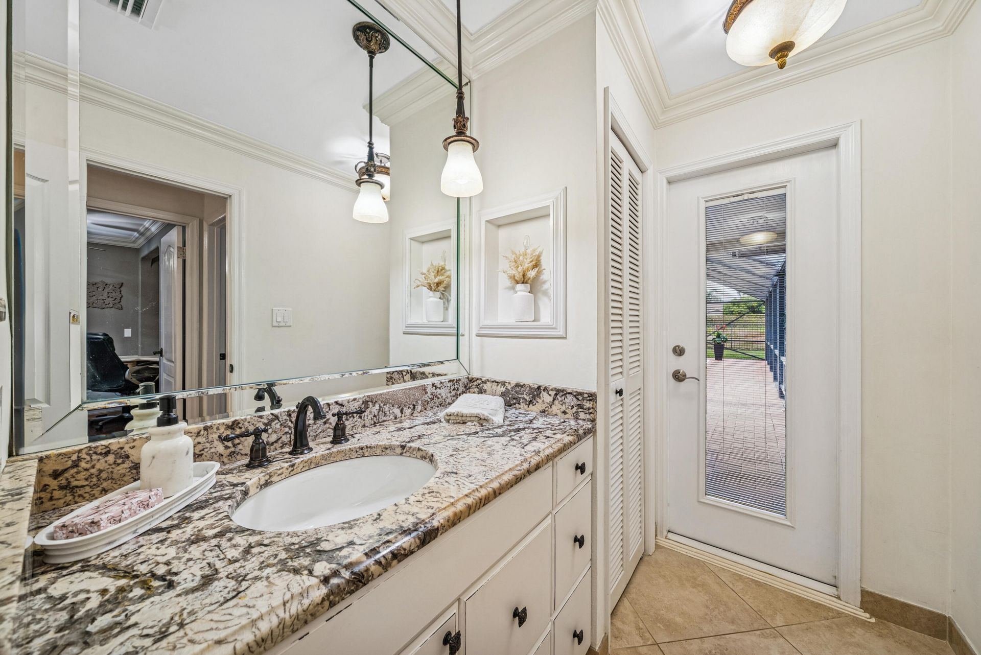 3703 Lowson Boulevard, Delray Beach, FL 33445 Photo