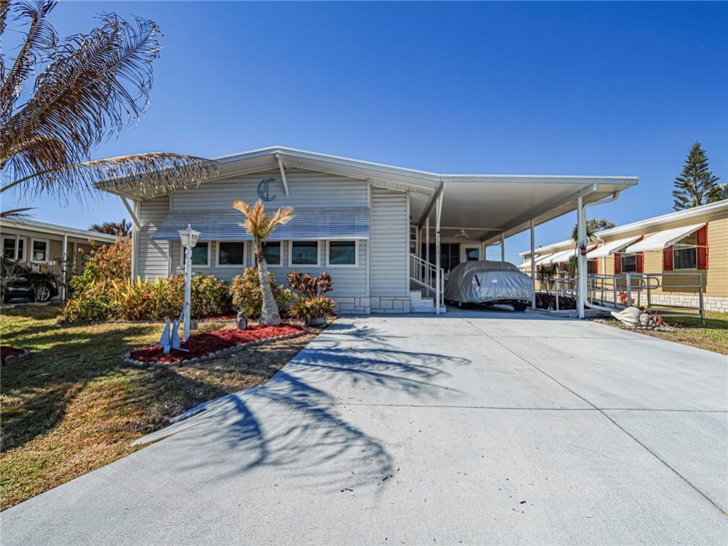 7566 Montauk Avenue, Micco, FL 32976 Photo