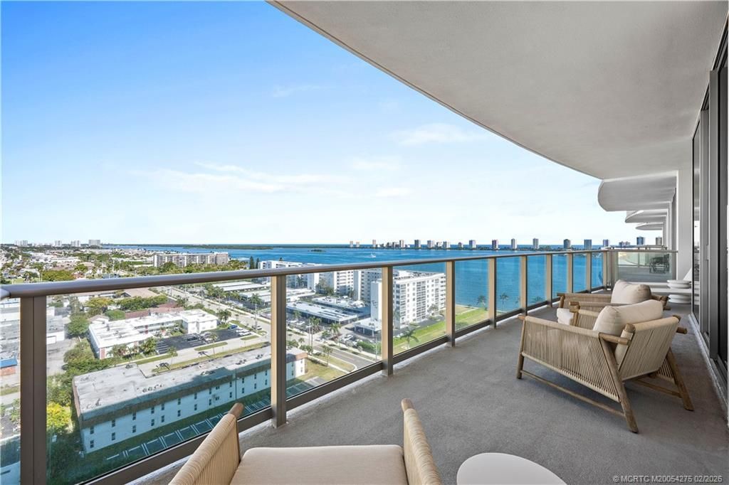 220 Lake Shore Drive, Unit 1413, Lake Park, FL 33403 Photo