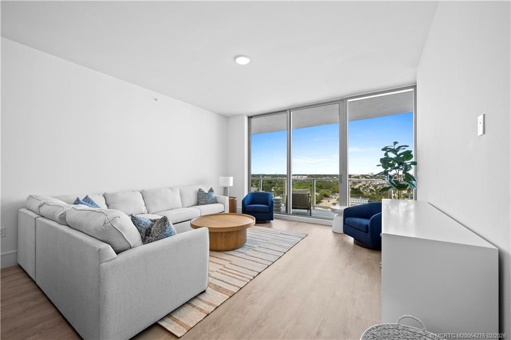 220 Lake Shore Drive, Unit 1413, Lake Park, FL 33403 Photo