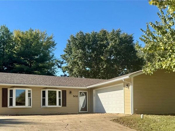502 Lindenwood Drive, Troy, IL 62294