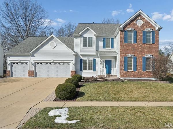 5716 Lilac Trails Drive, St Louis, MO 63128