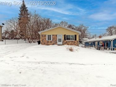 811 Melrose Street, Pontiac, MI 48340