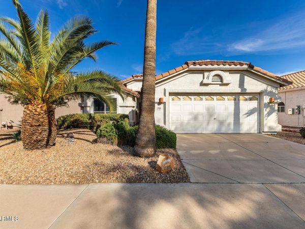 17315 N Coyote Lakes Parkway, Surprise, AZ 85378