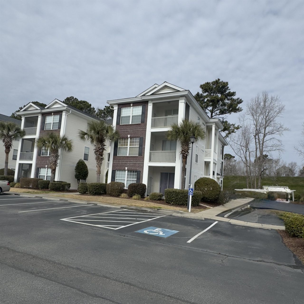 1294 River Oaks Dr. Photo 25